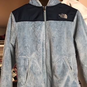 SOLD! BLUE FUZZY NORTH FACE VERY WARM